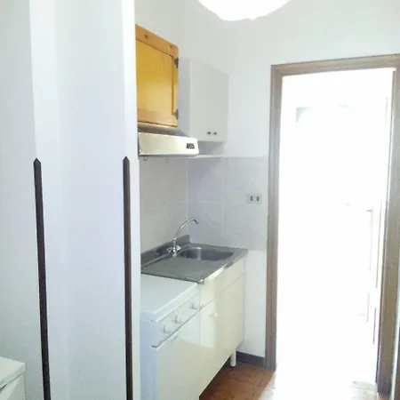 Primula Uno Apartment *