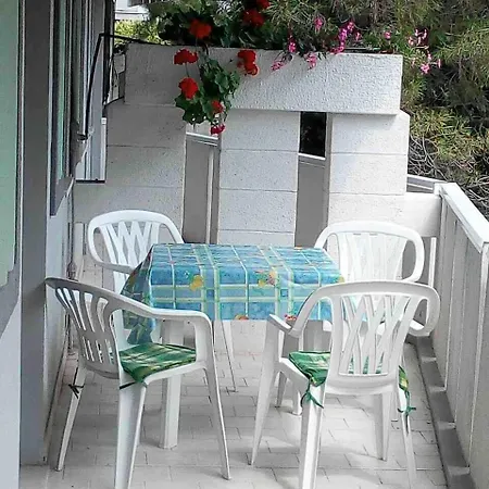 Primula Uno Apartment